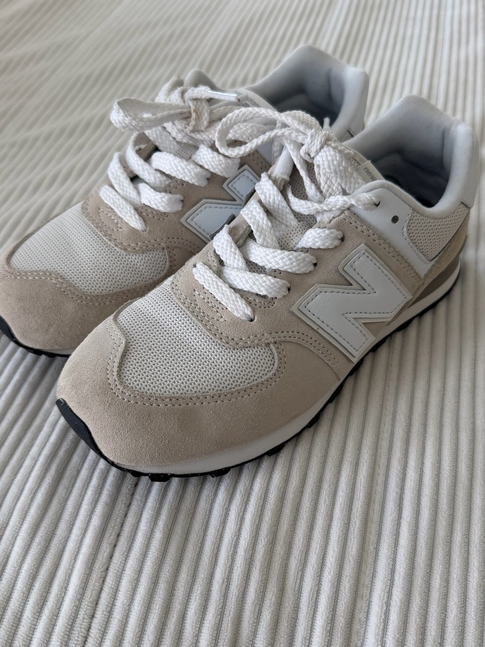 New Balance beige classic 574 sneakers